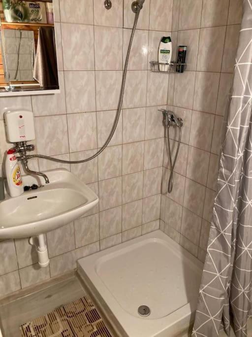 Pri 7 Jazerach S Vyvysenou Terasou *